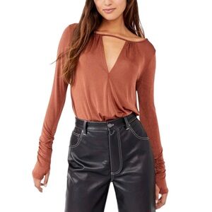 Free People Women's Kaya Thumbhole Shirred Long Sleeve Bodysuit In Mesa Size Sm